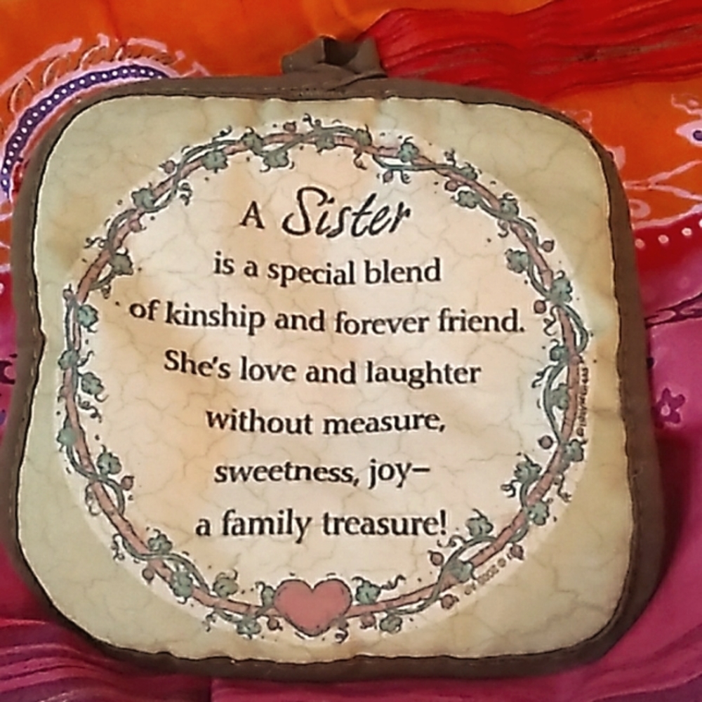 Sister Themed Pot Holder